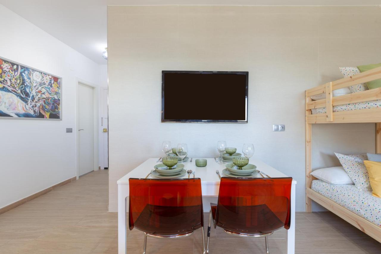 Apartamento Con Vistas Al Mar Benalmadena Bagian luar foto