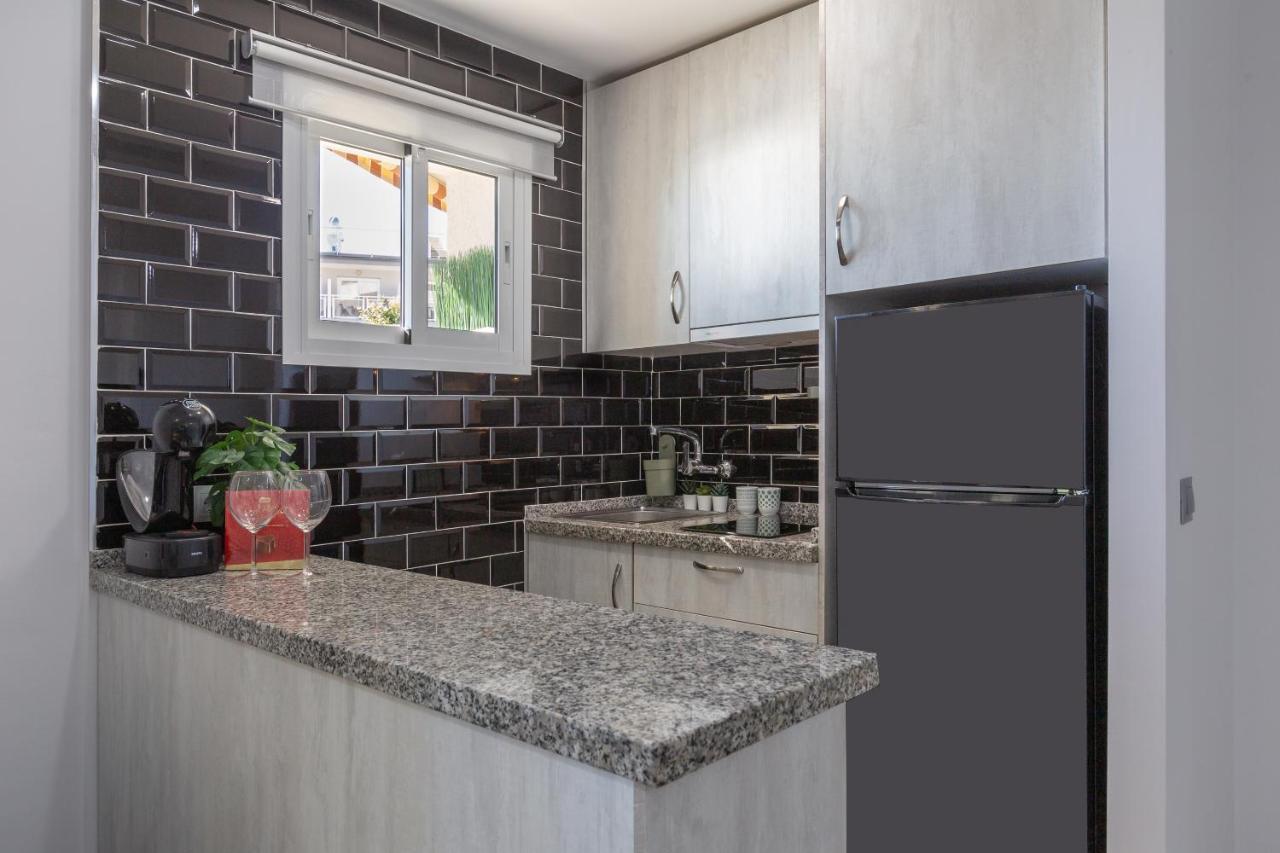 Apartamento Con Vistas Al Mar Benalmadena Bagian luar foto